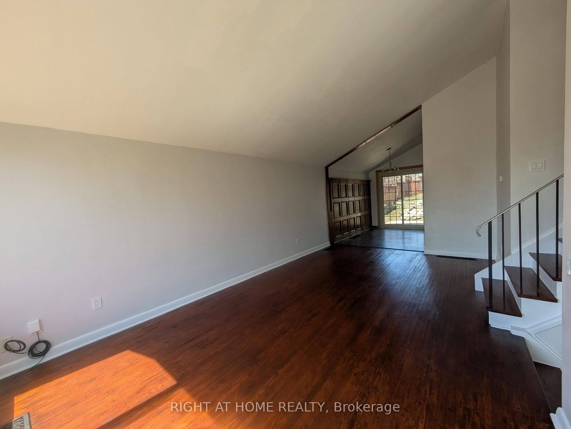 740 Stone Street photo 8