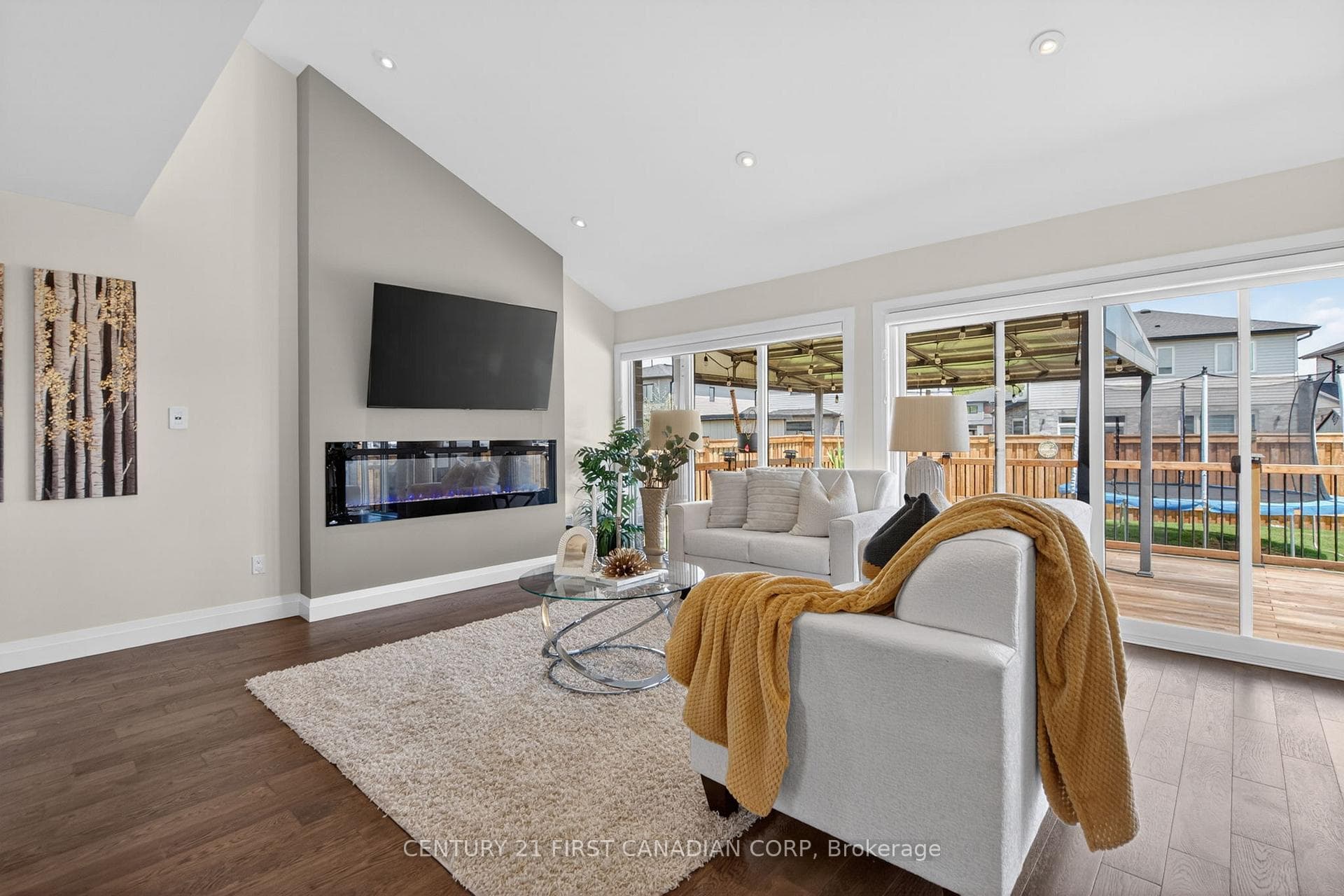 1322 Red Pine Crossing photo 12