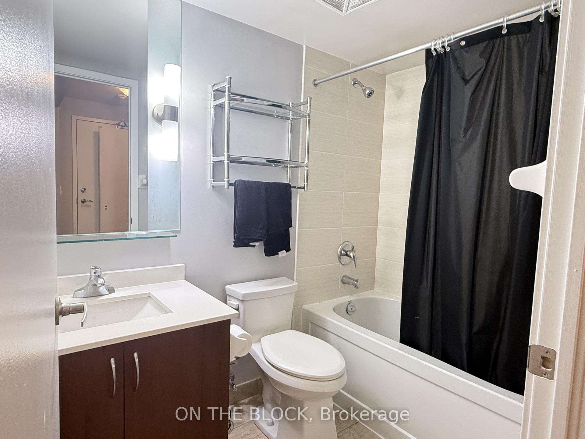 320 Richmond Street Unit 313 photo 29