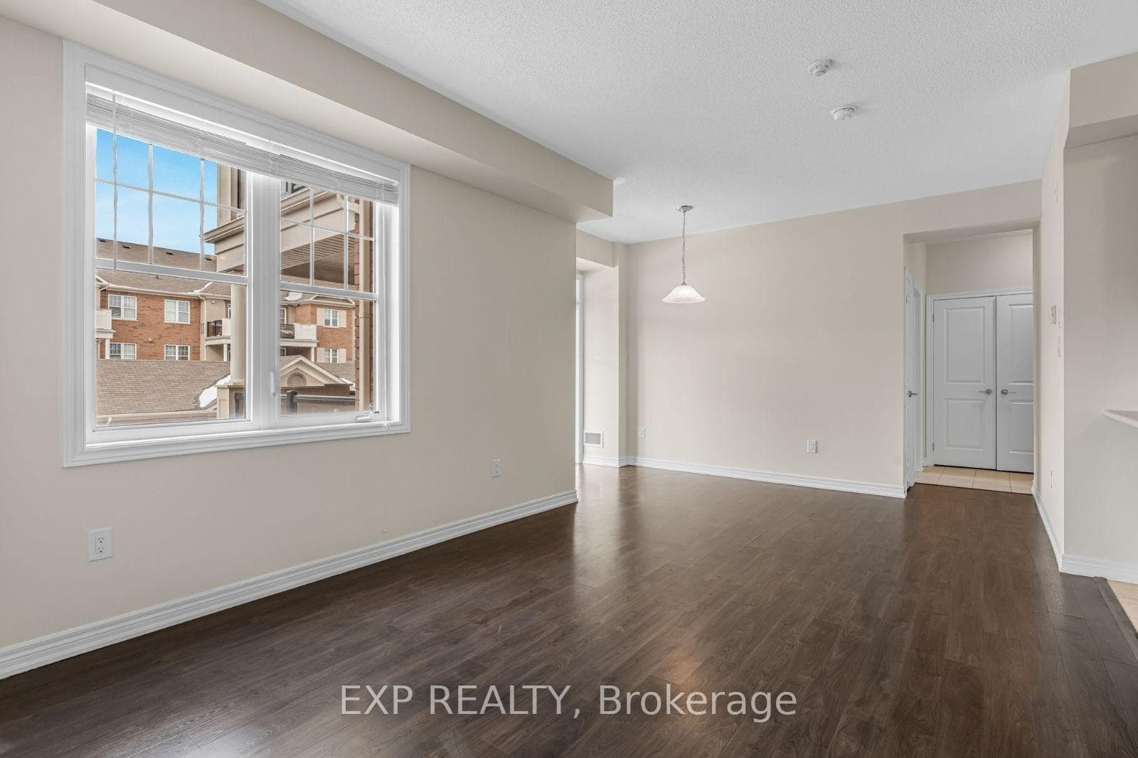 263 Georgian Drive Unit 209 photo 13