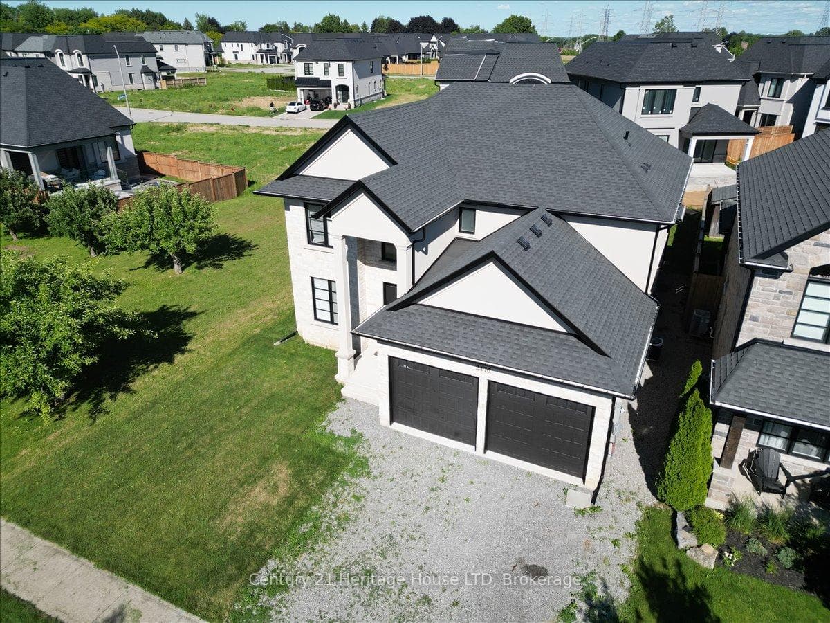 2476 COLANGELO Drive photo 2