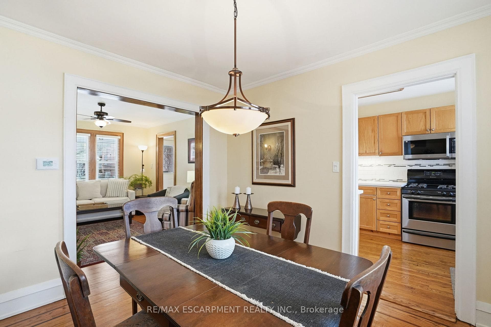 223 Park Row photo 12
