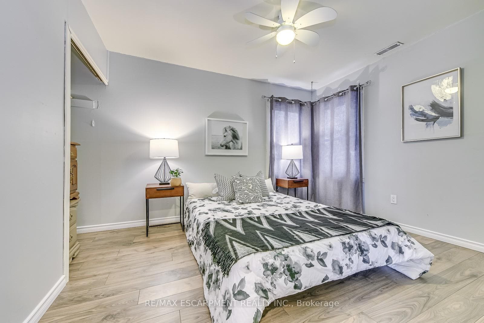 68 East 35th Street photo 14