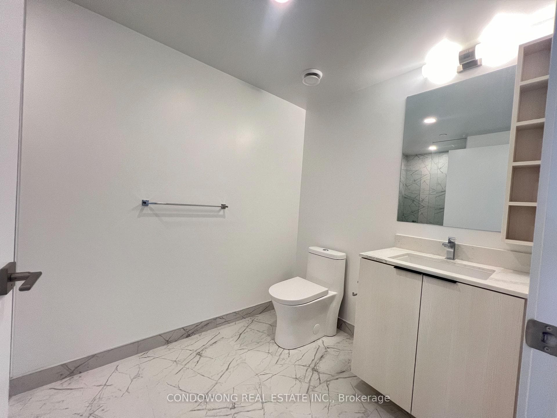 82 Dalhousie Street Unit 3618 photo 11
