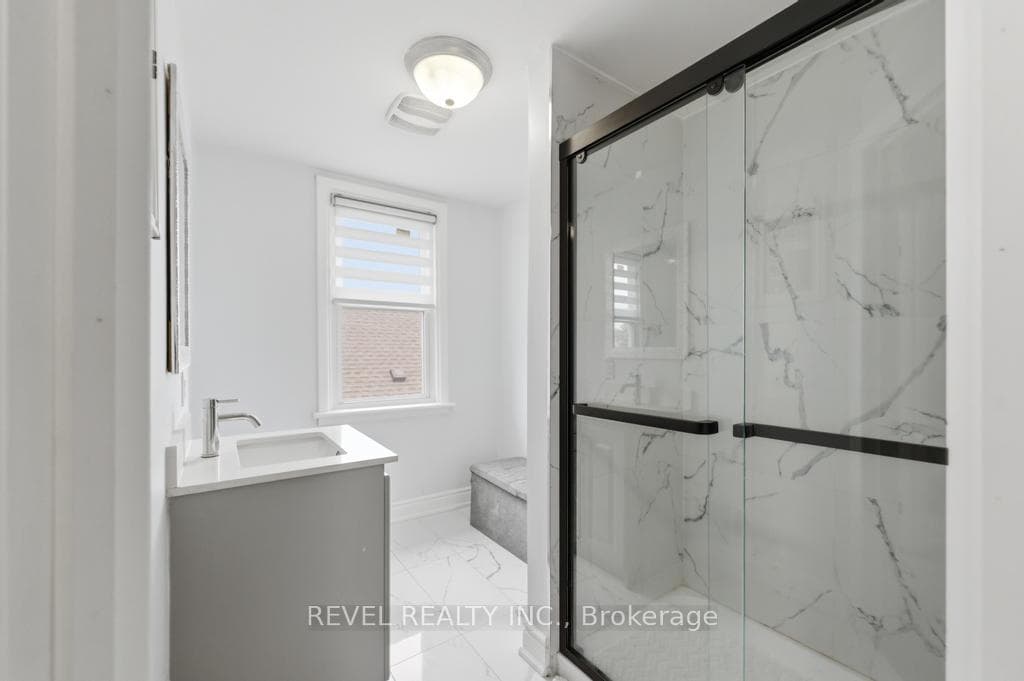 44 Jefferson Avenue photo 28
