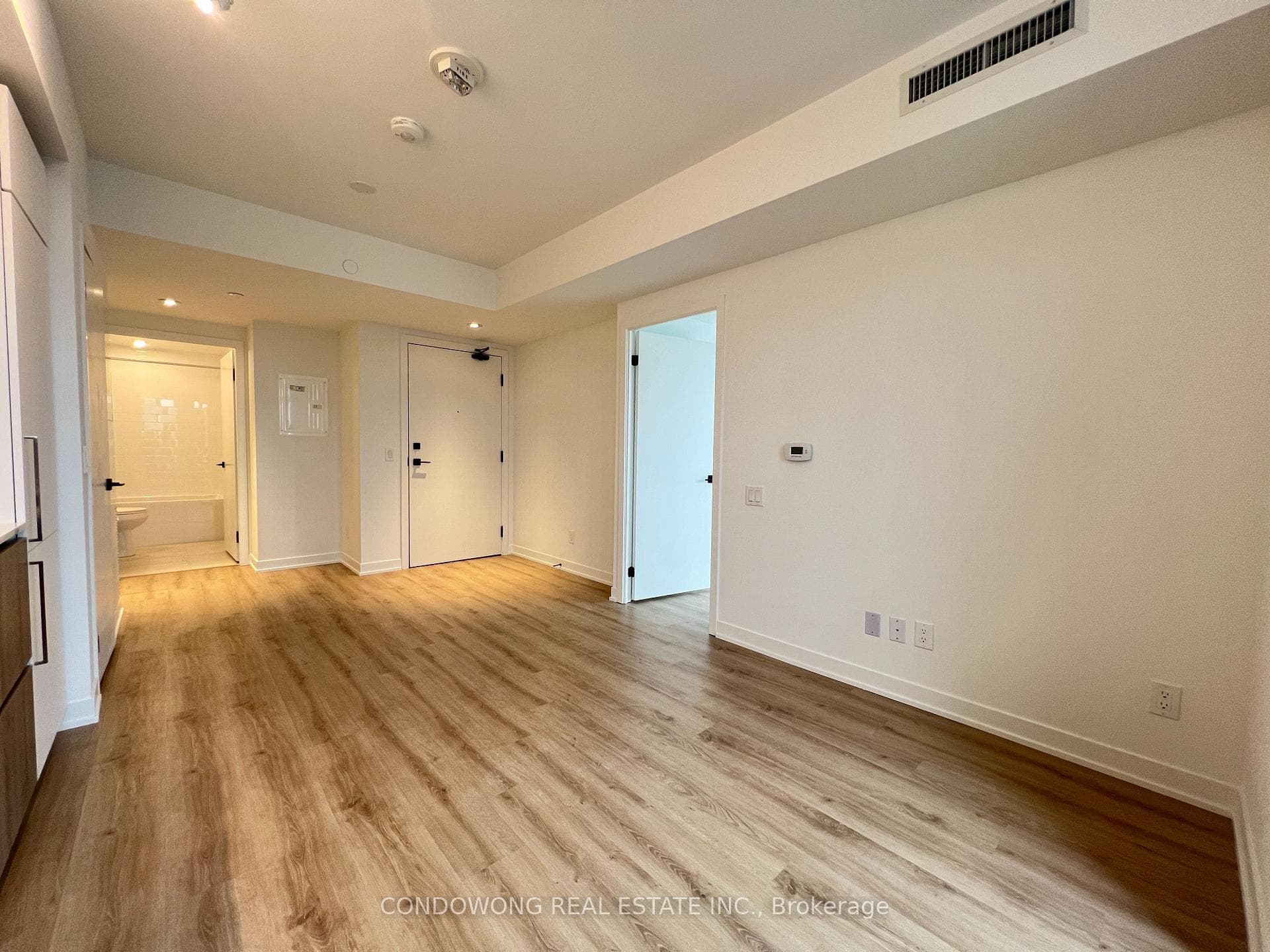 319 Jarvis Street Unit 2803 photo 4