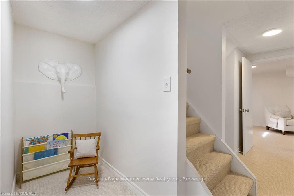 601 LAURIER Avenue photo 23