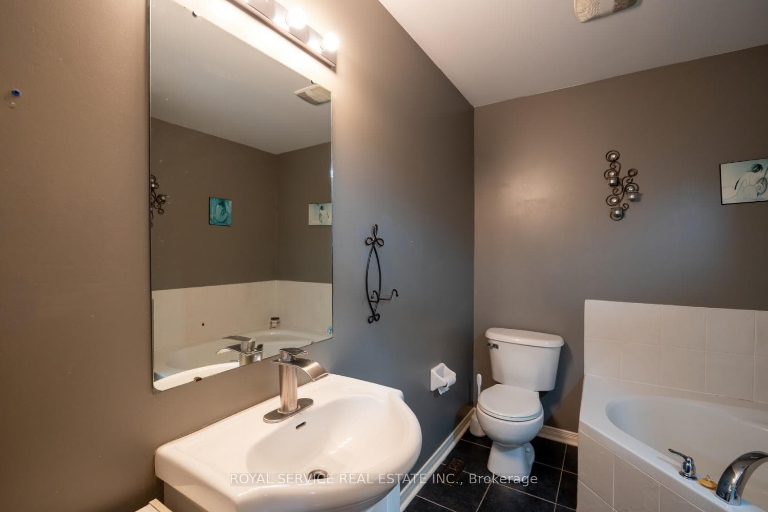 89 Brookside Street photo 22