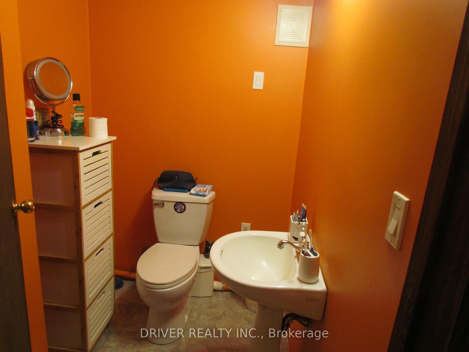 2081 Harrietsville Drive photo 21