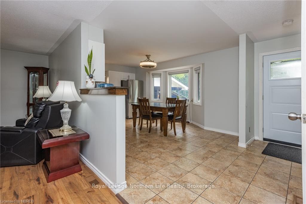 668 LAVIGNE Road photo 11