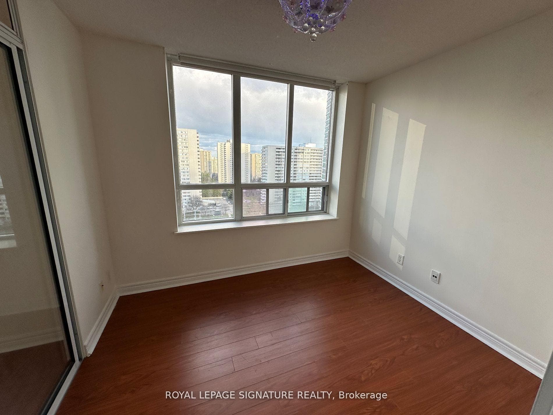 156 Enfield Place Unit 1803 photo 26