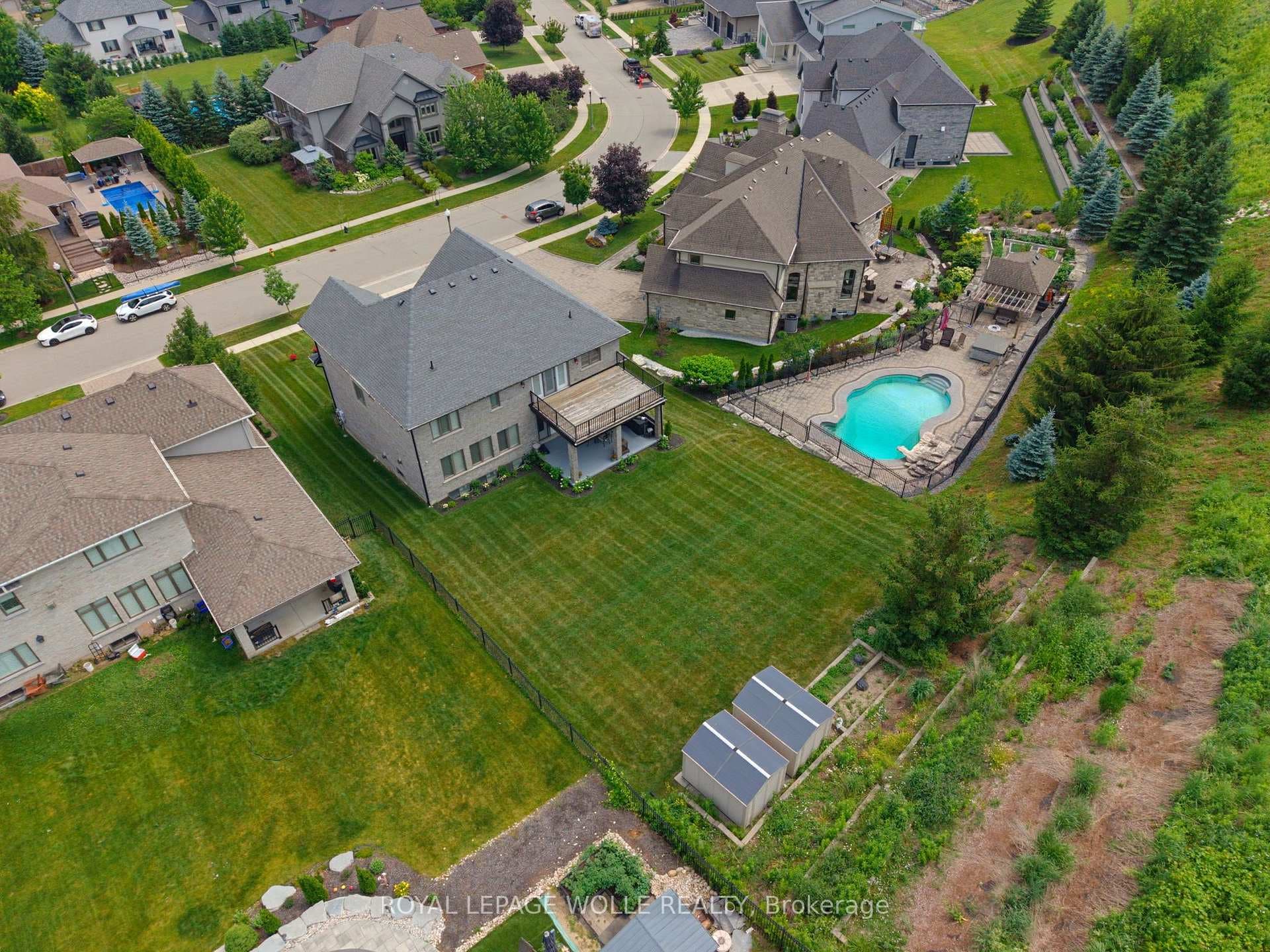 38 River Valley Drive photo 4