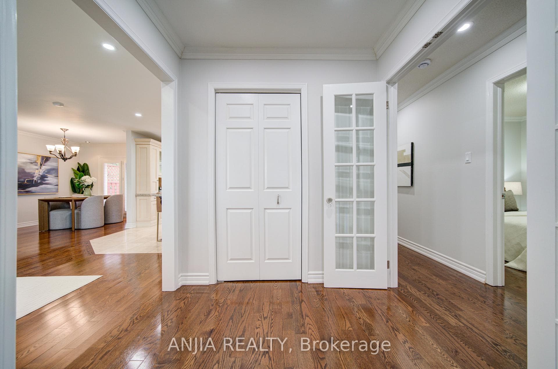 70 Briarwood Road photo 7