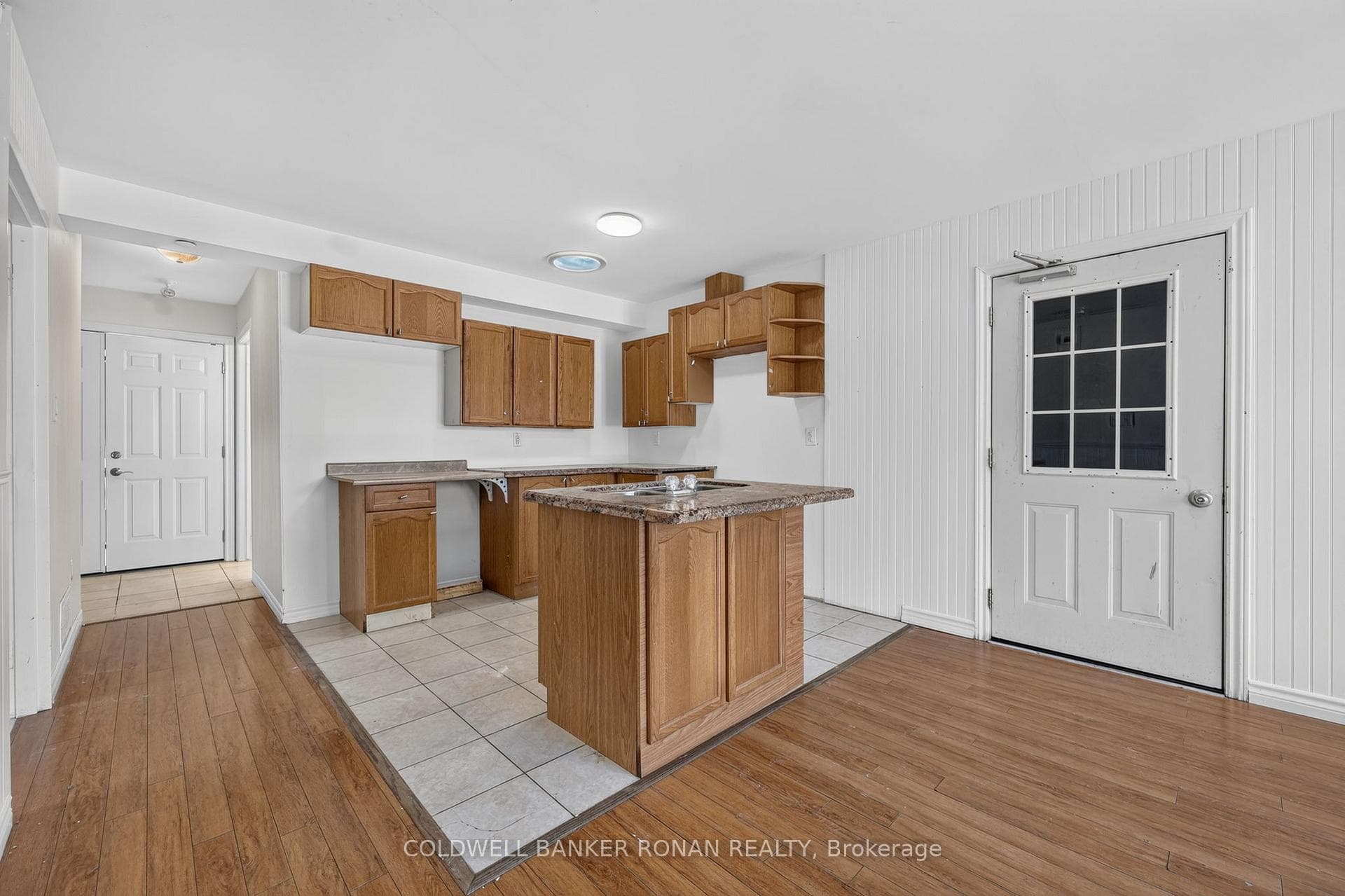 14 Tioga Boulevard photo 34