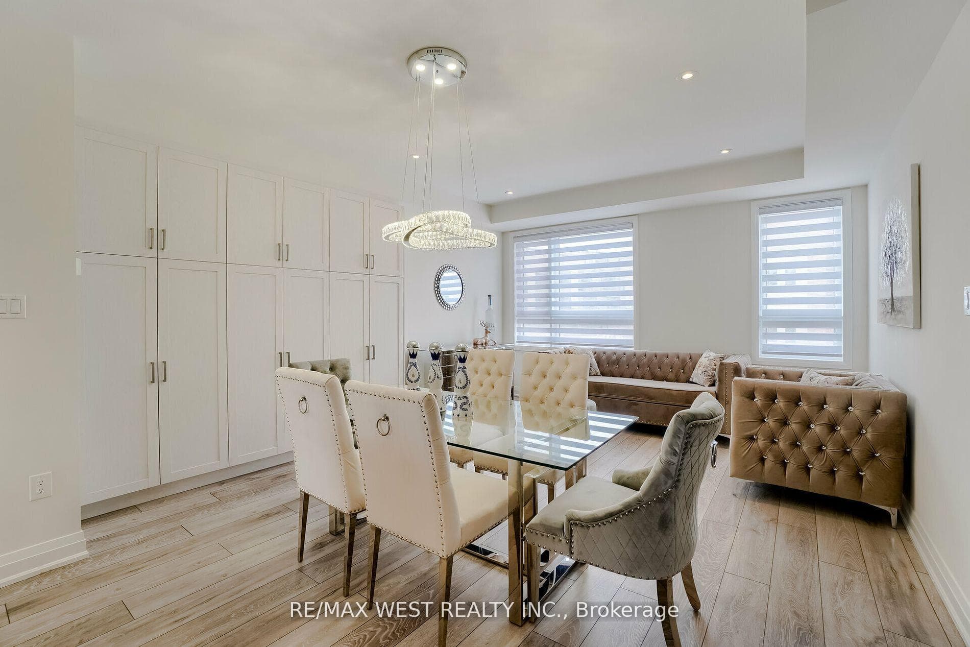 19 Woodstream Drive photo 5