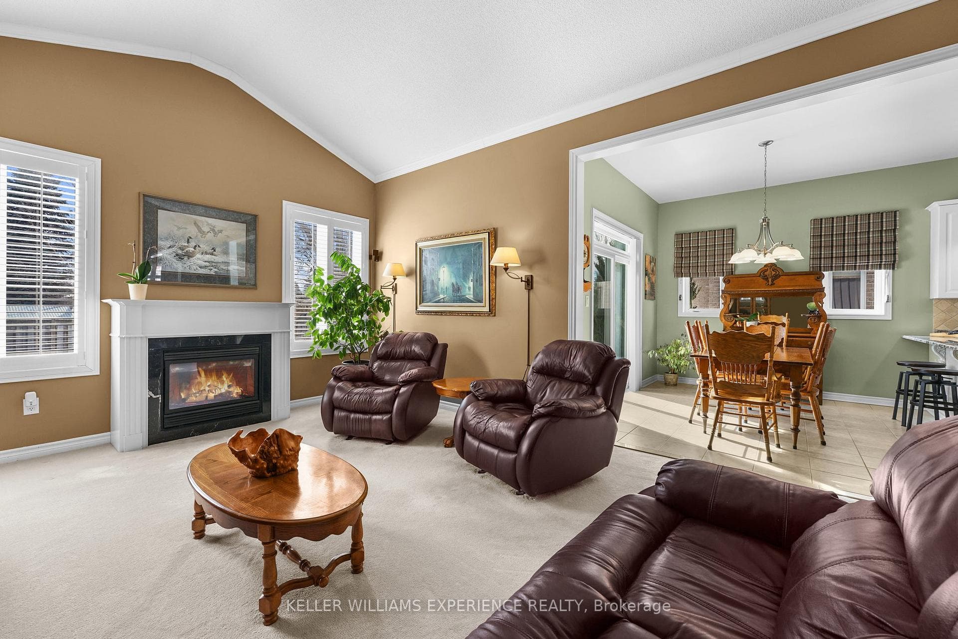 31 Collier Crescent photo 8