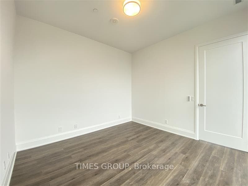 65 Broadway Avenue Unit 3902 photo 21