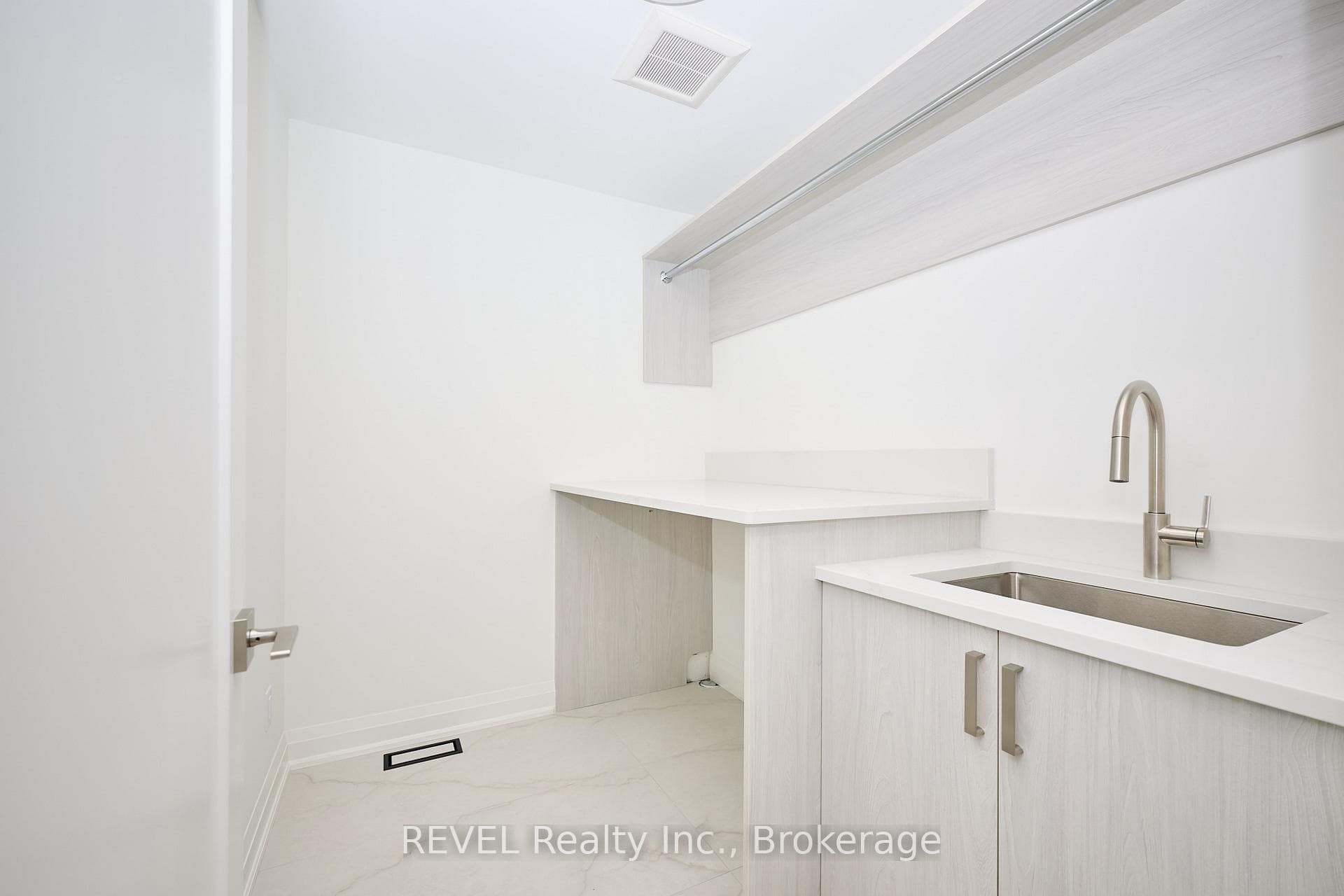 7437 Matteo Drive photo 22