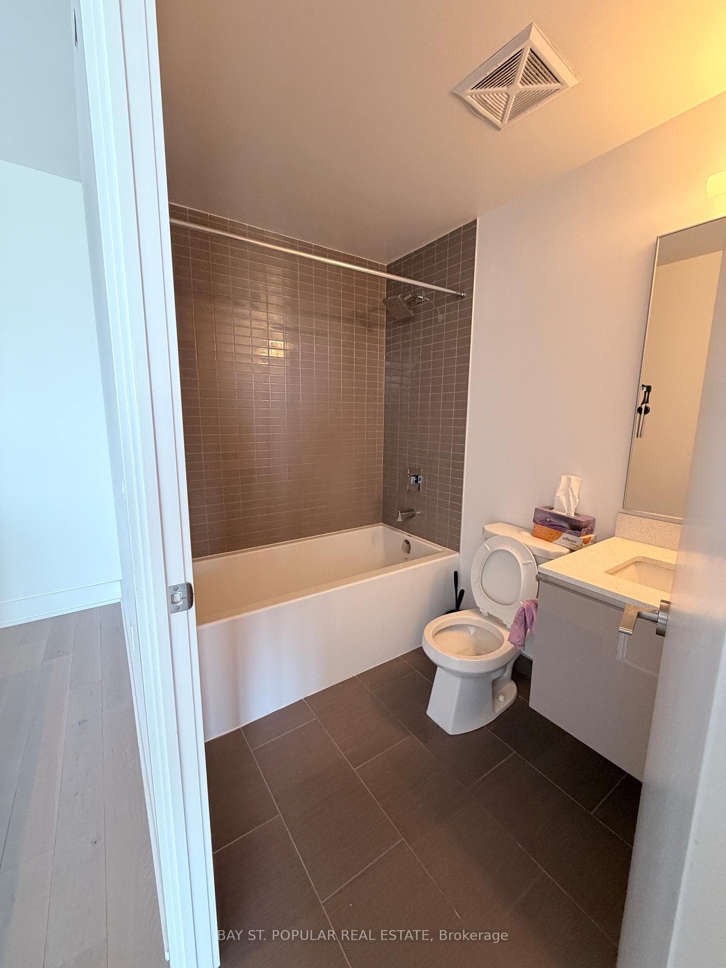 200 Bloor Street Unit 1104 photo 6