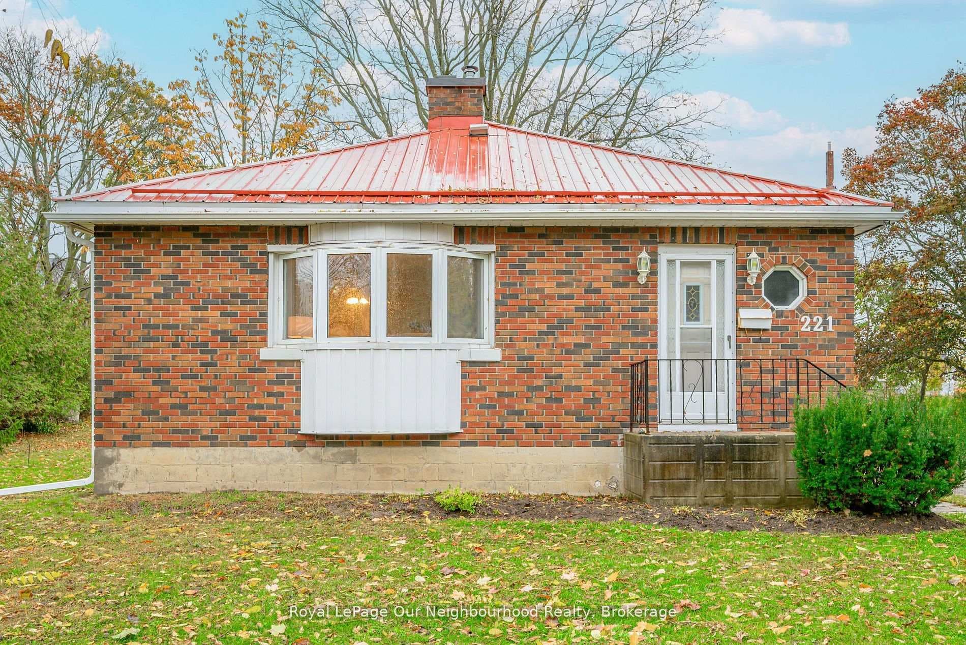 221 Liberty Street photo 3