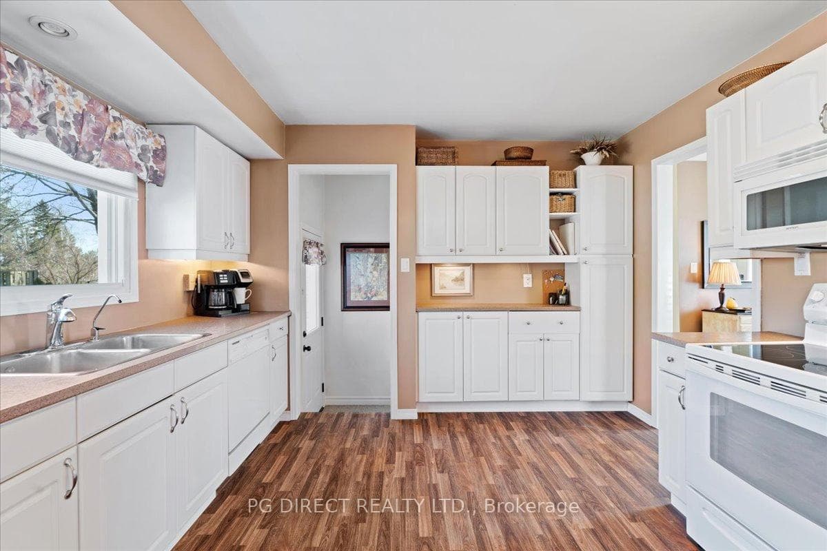 174 Montrose Road photo 4
