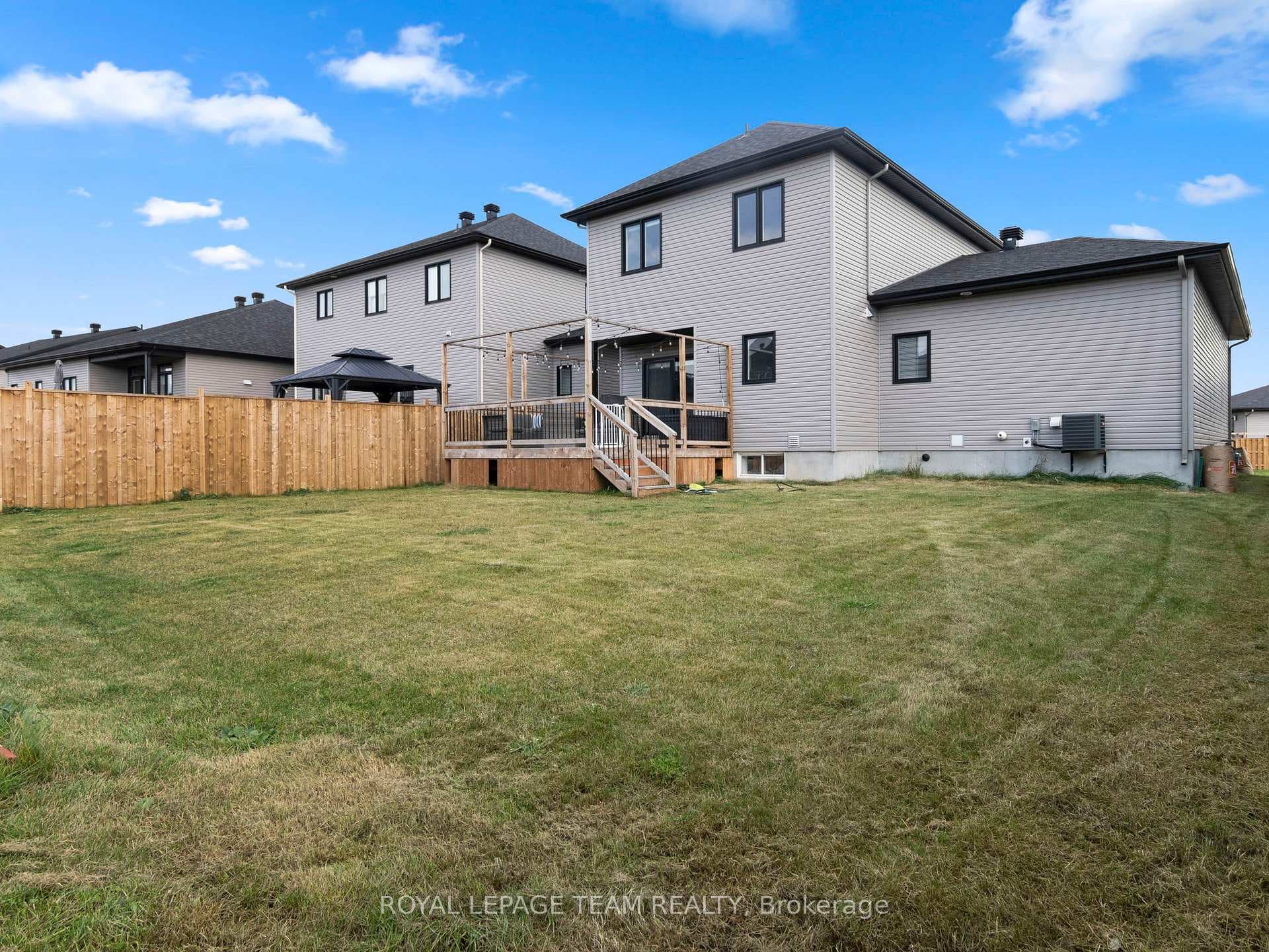149 ARGILE Street photo 28
