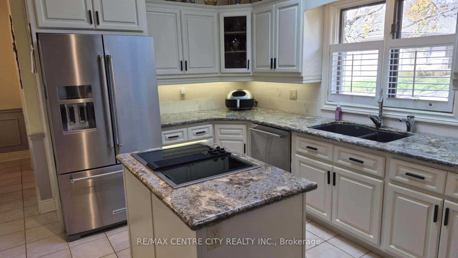 1200 Riverside Drive Unit 27 photo 9