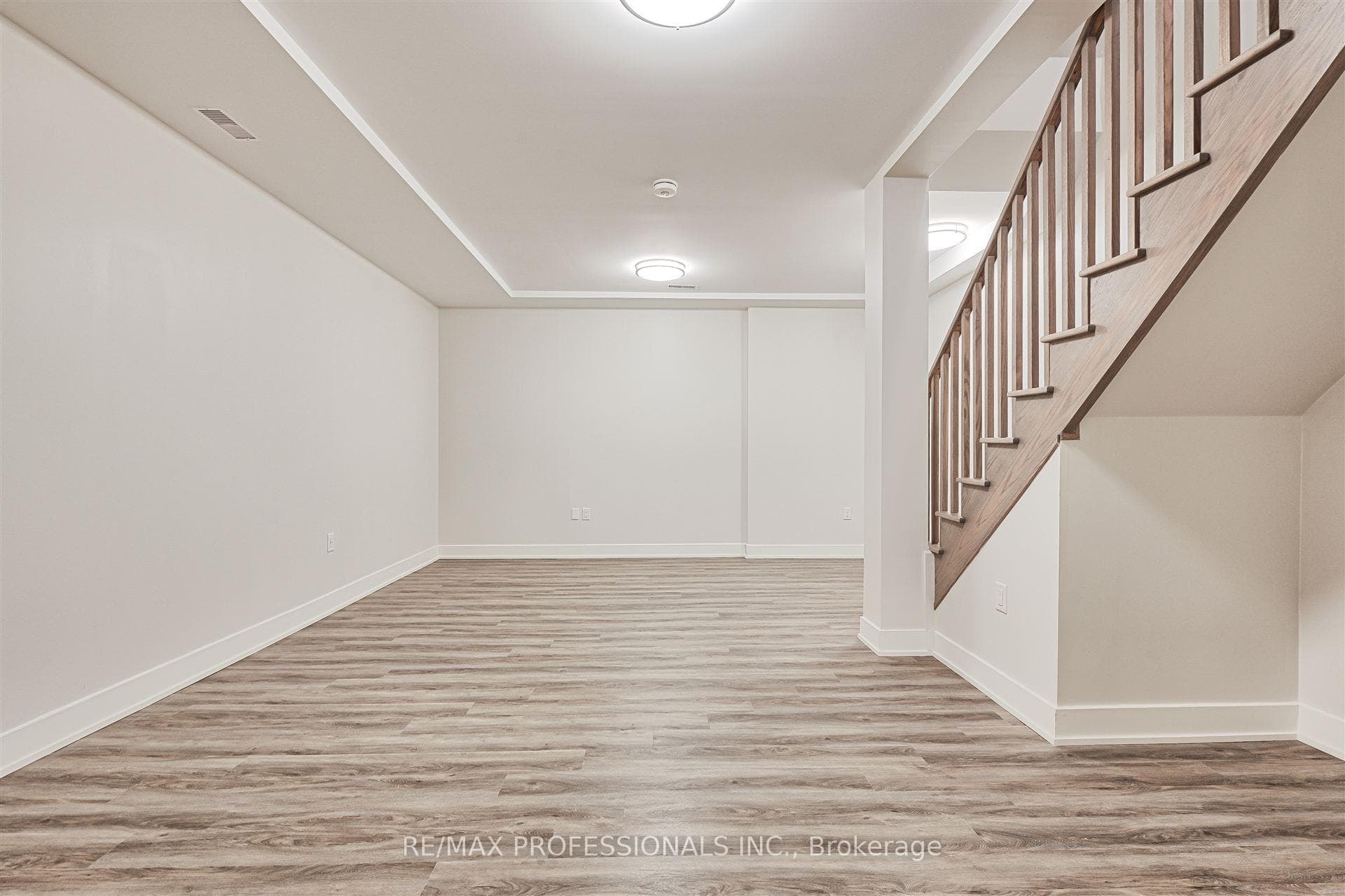 62 Dixfield Drive Unit 113 photo 21