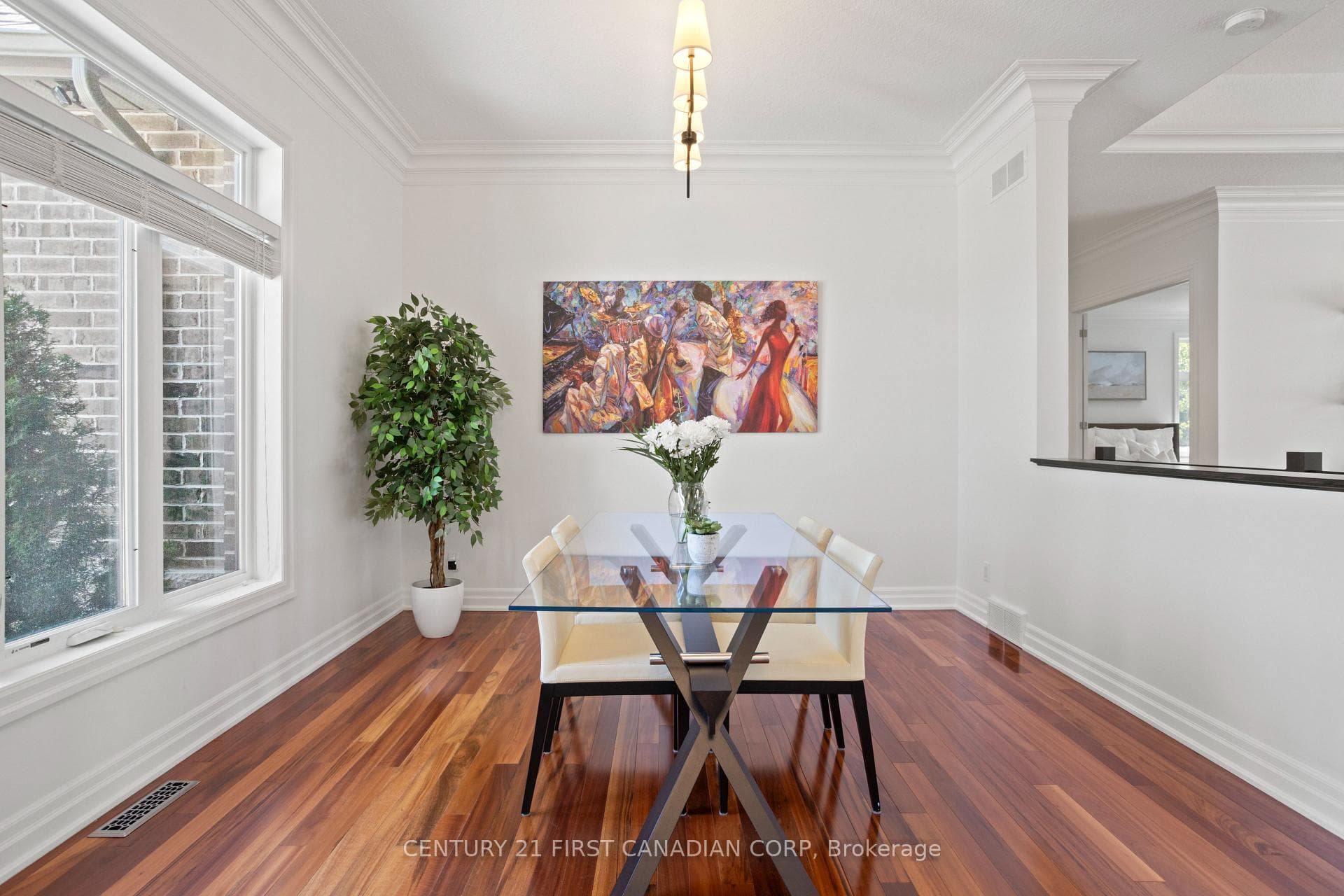 7071 Clayton Walk photo 5