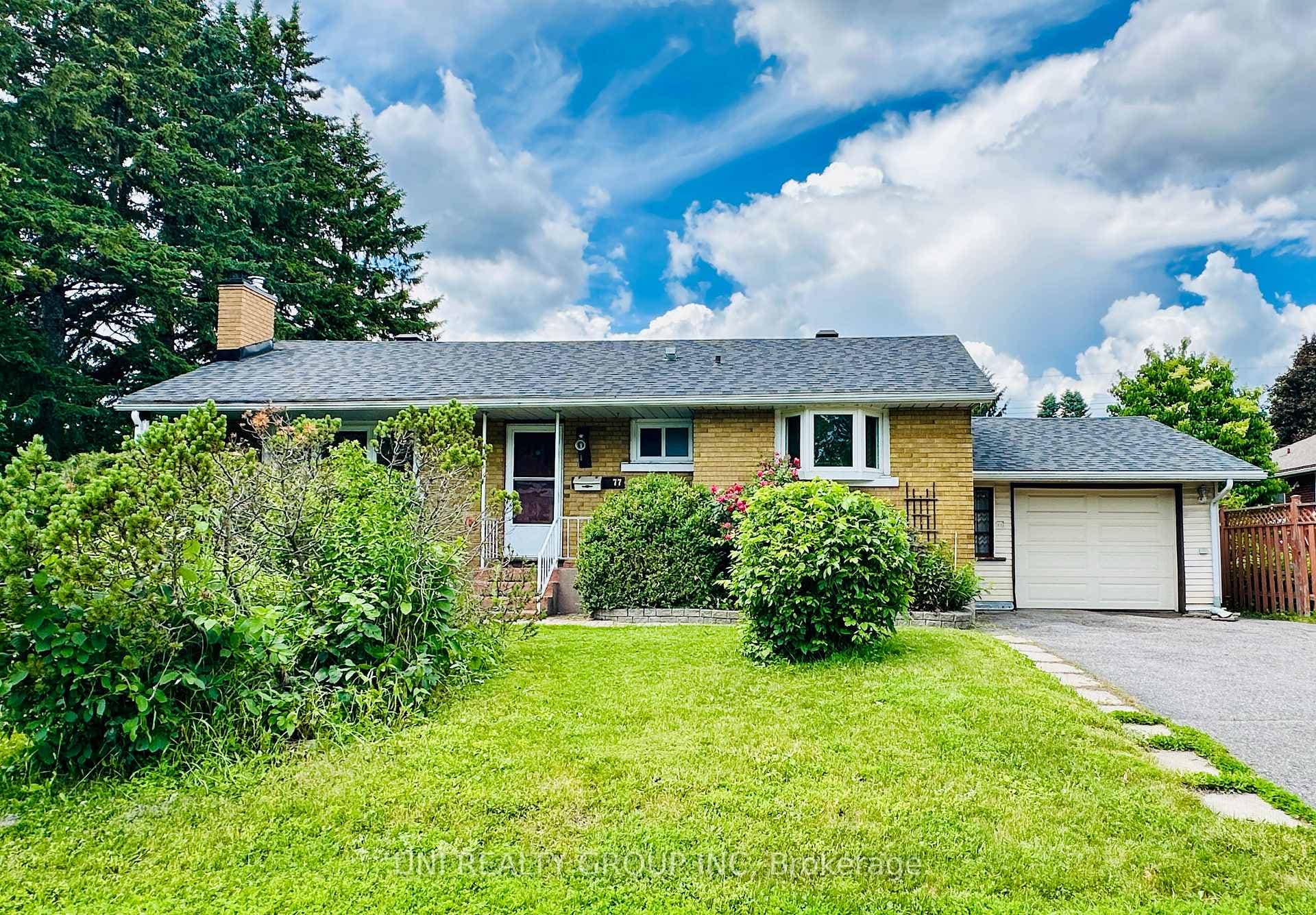 77 Meadowlands Drive photo 1