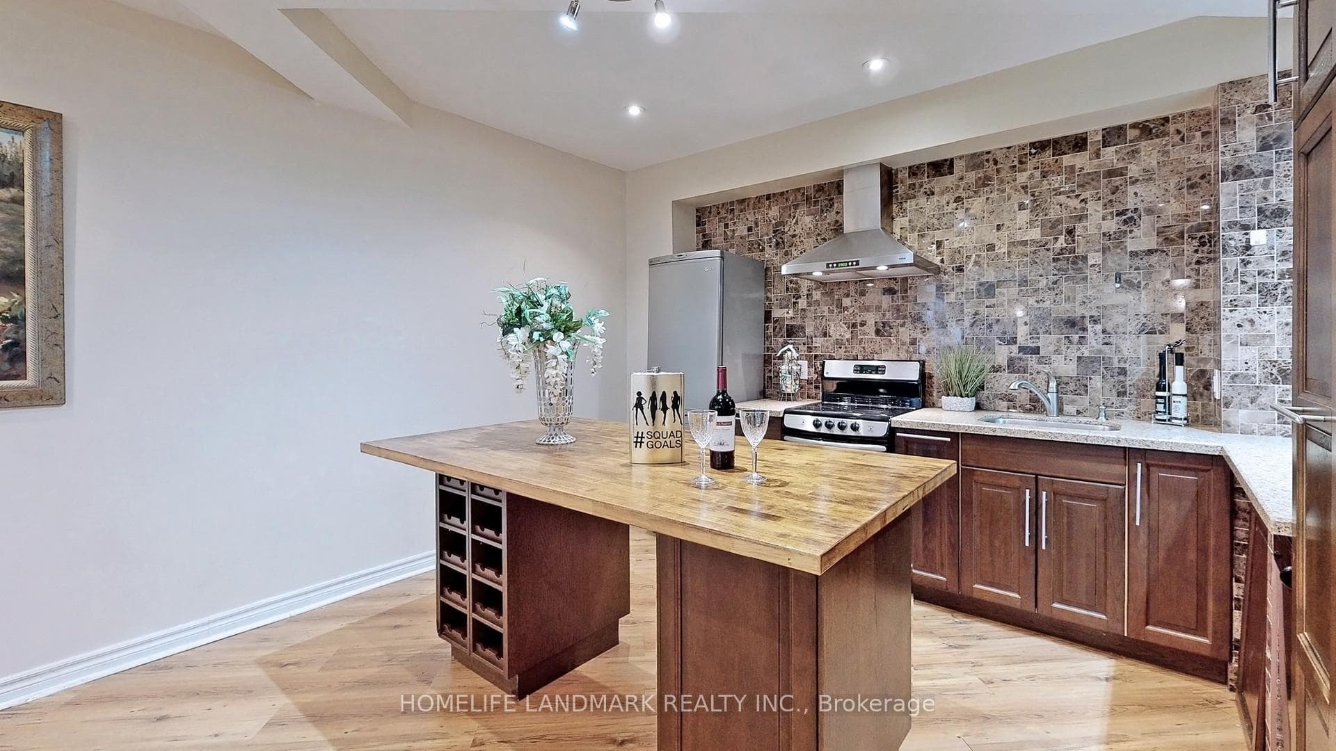 88 Caines (Basement) Avenue photo 7