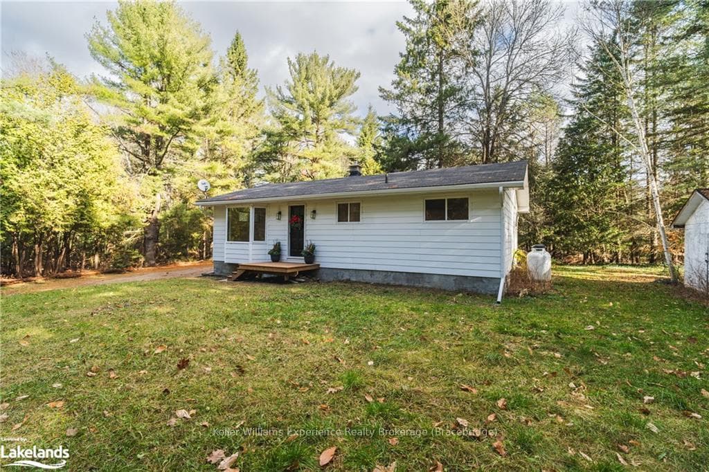 1155 MANITOBA Street photo 5