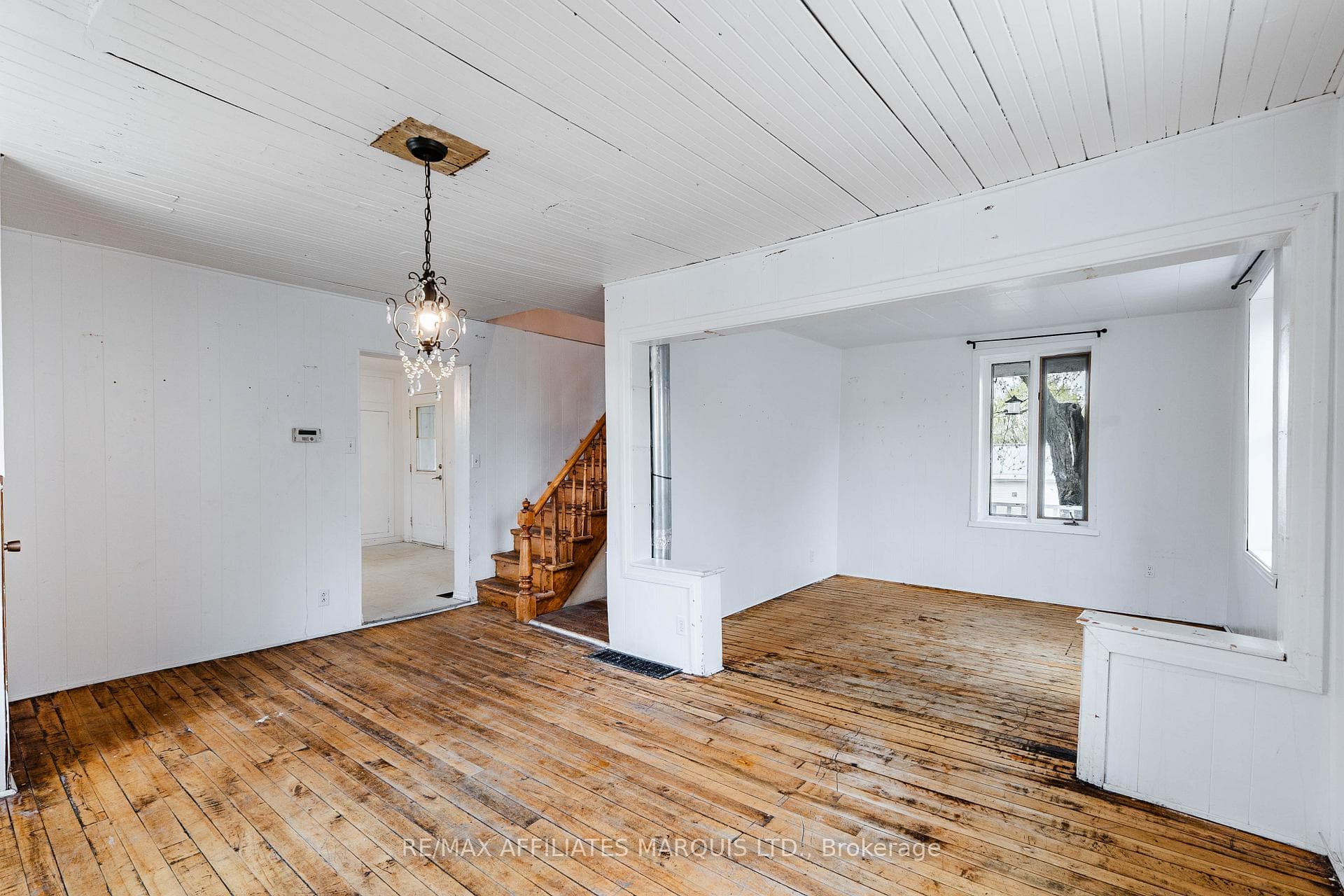 21910 Seguin Mill Street photo 13
