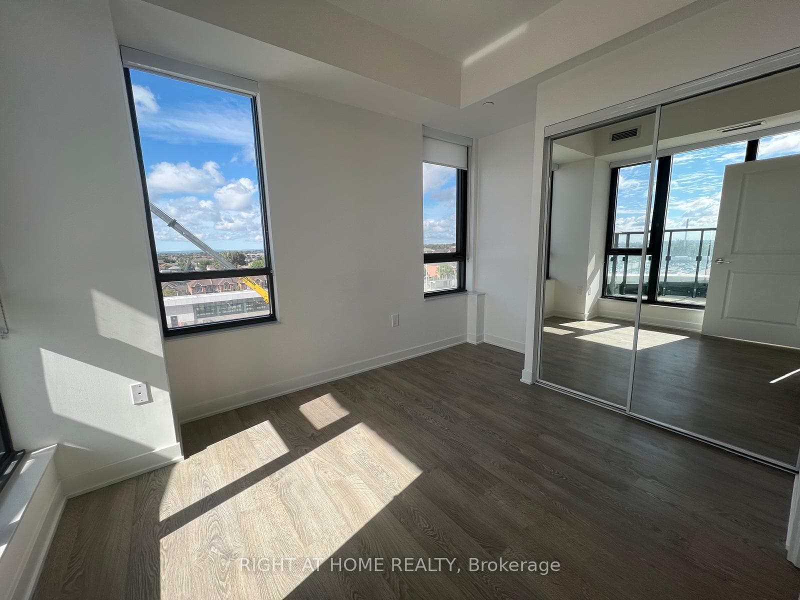 120 Eagle Rock Way Unit 204 photo 11