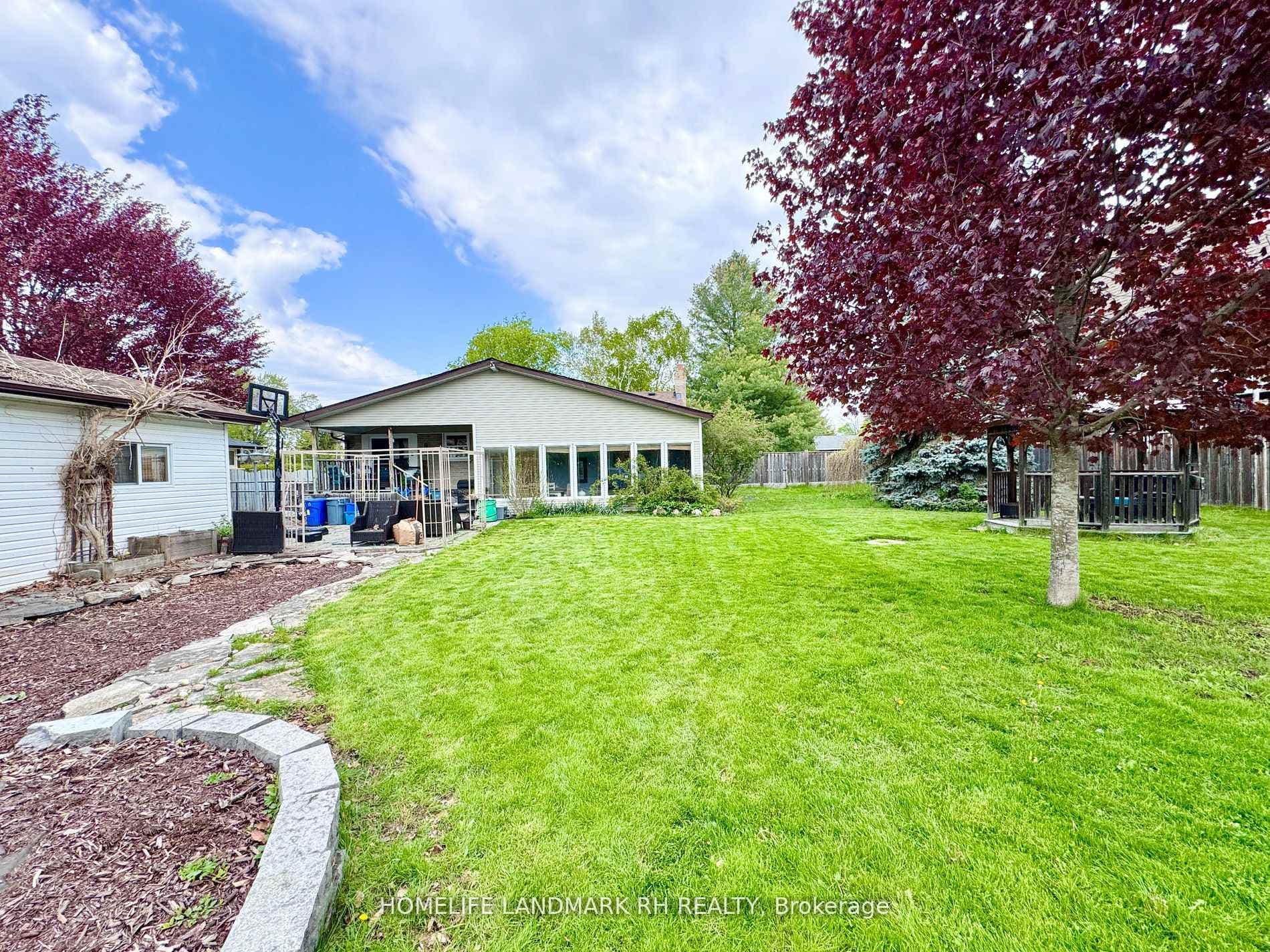 23 Willow Park Drive photo 29