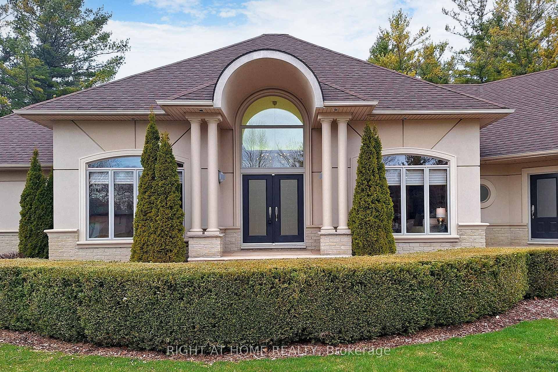 24 Maplehyrn Avenue photo 2