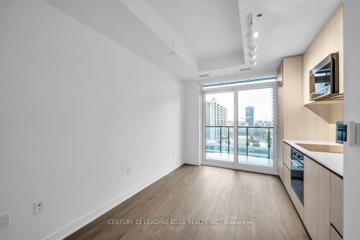 120 Broadway Avenue photo 10