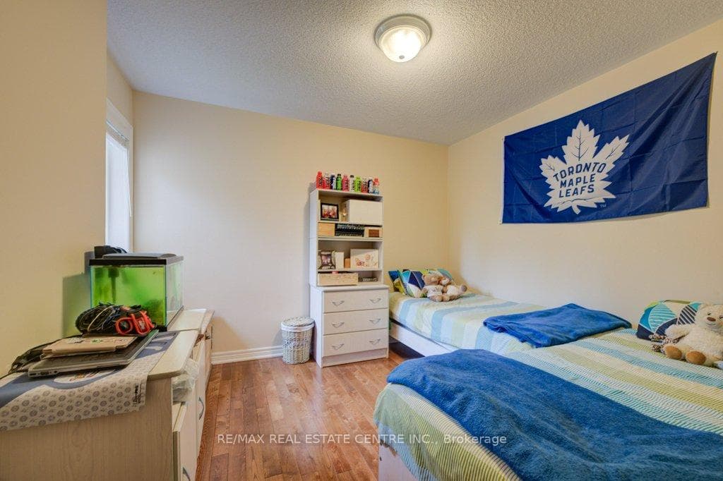 28 Glendarling Crescent photo 21
