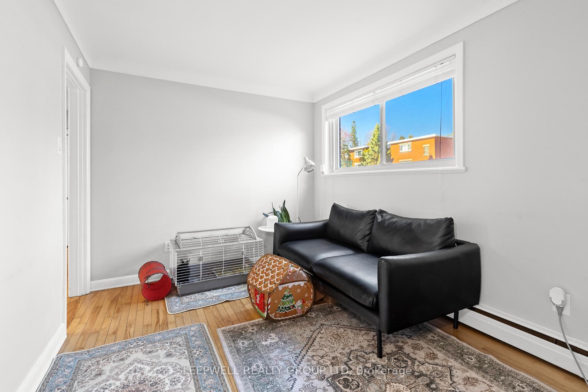 473 Vernon Avenue photo 13