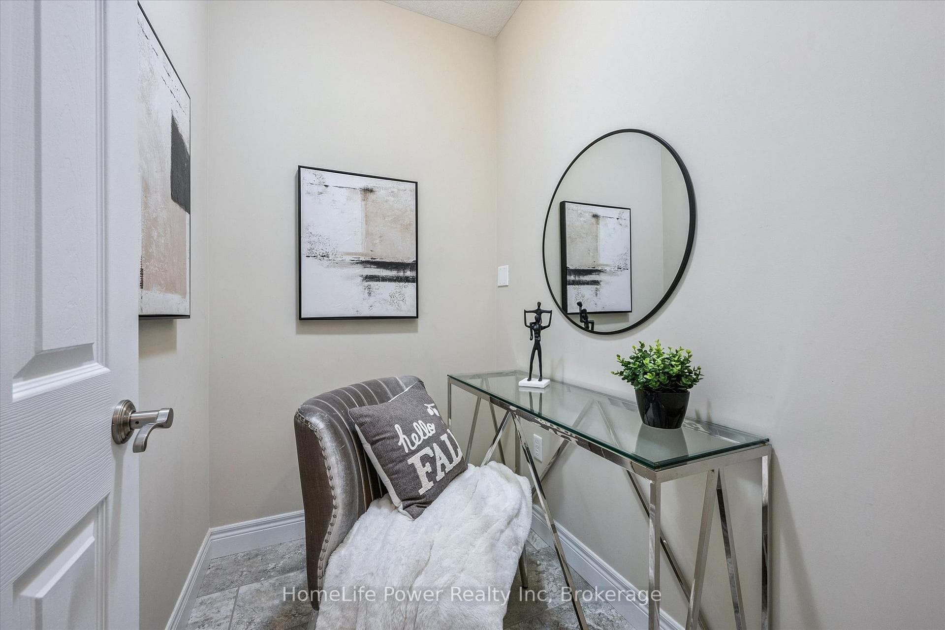 35 Westra Drive photo 20