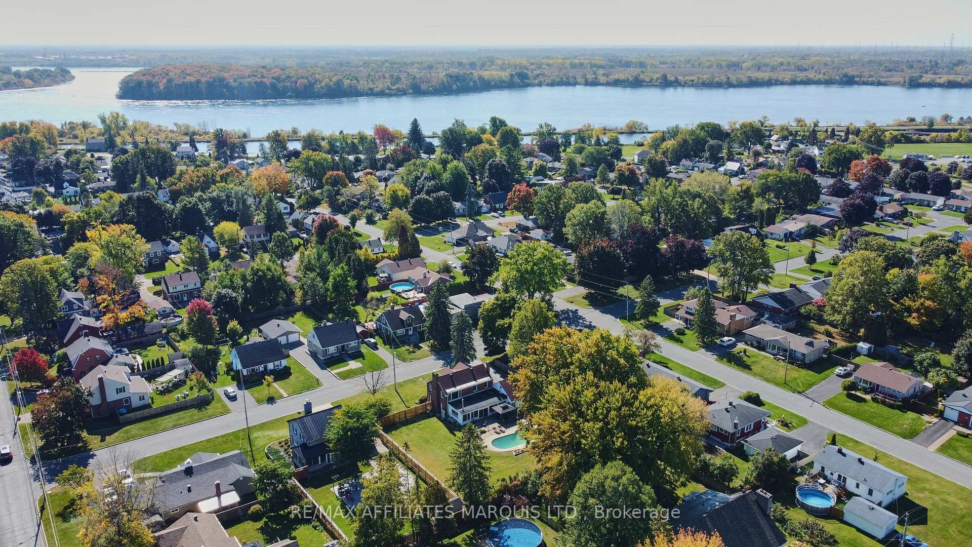1603 Peter Street photo 49