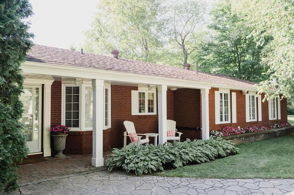 83 SCARLETT Road photo 3