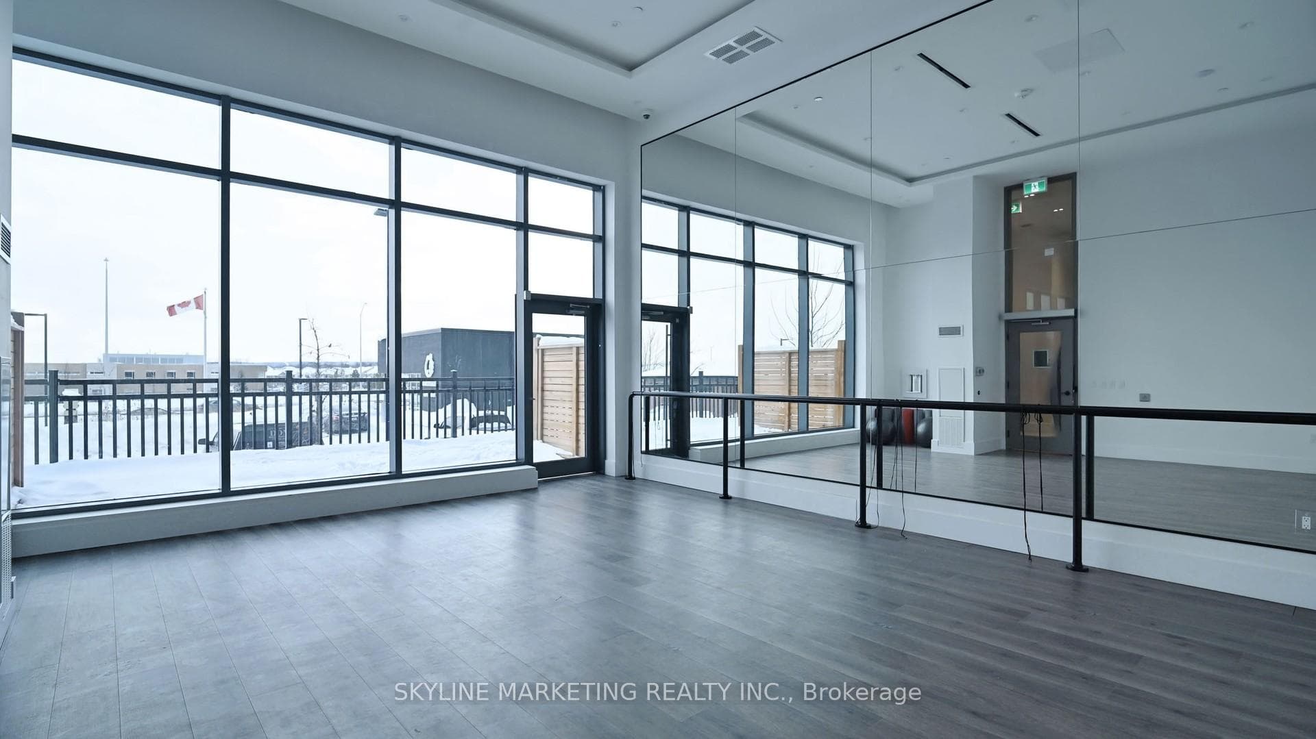 2450 Old Bronte Road Unit 816 photo 26