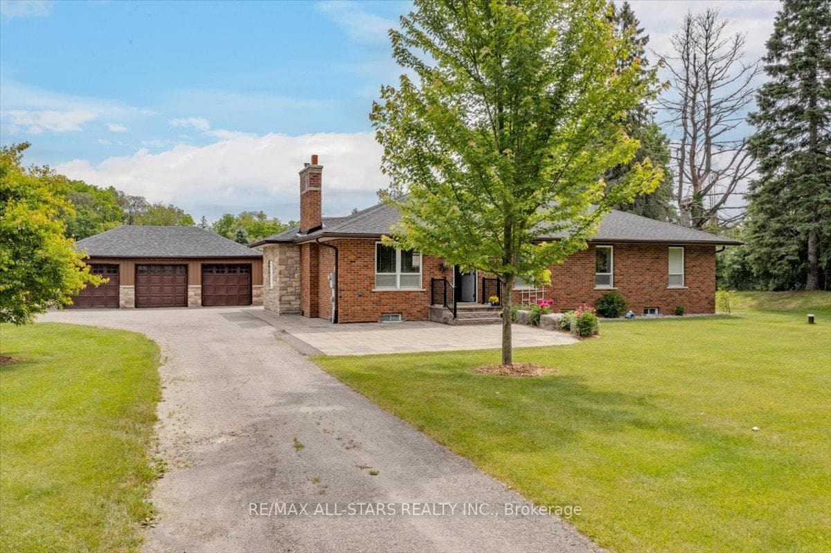 562 Catering Road photo 4