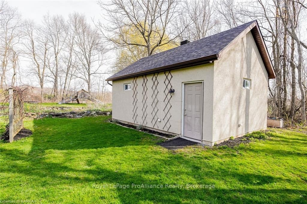 1212 HIGHWAY 2 N/A photo 40