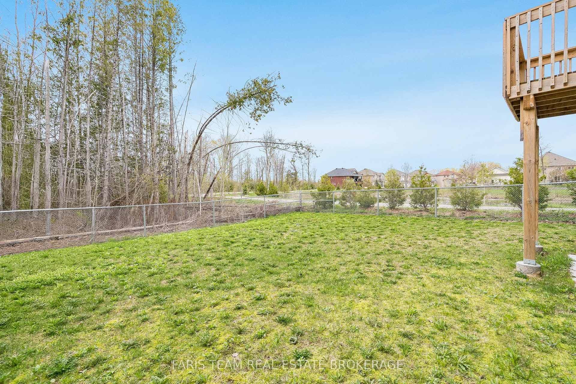 2263 Lozenby Street photo 41