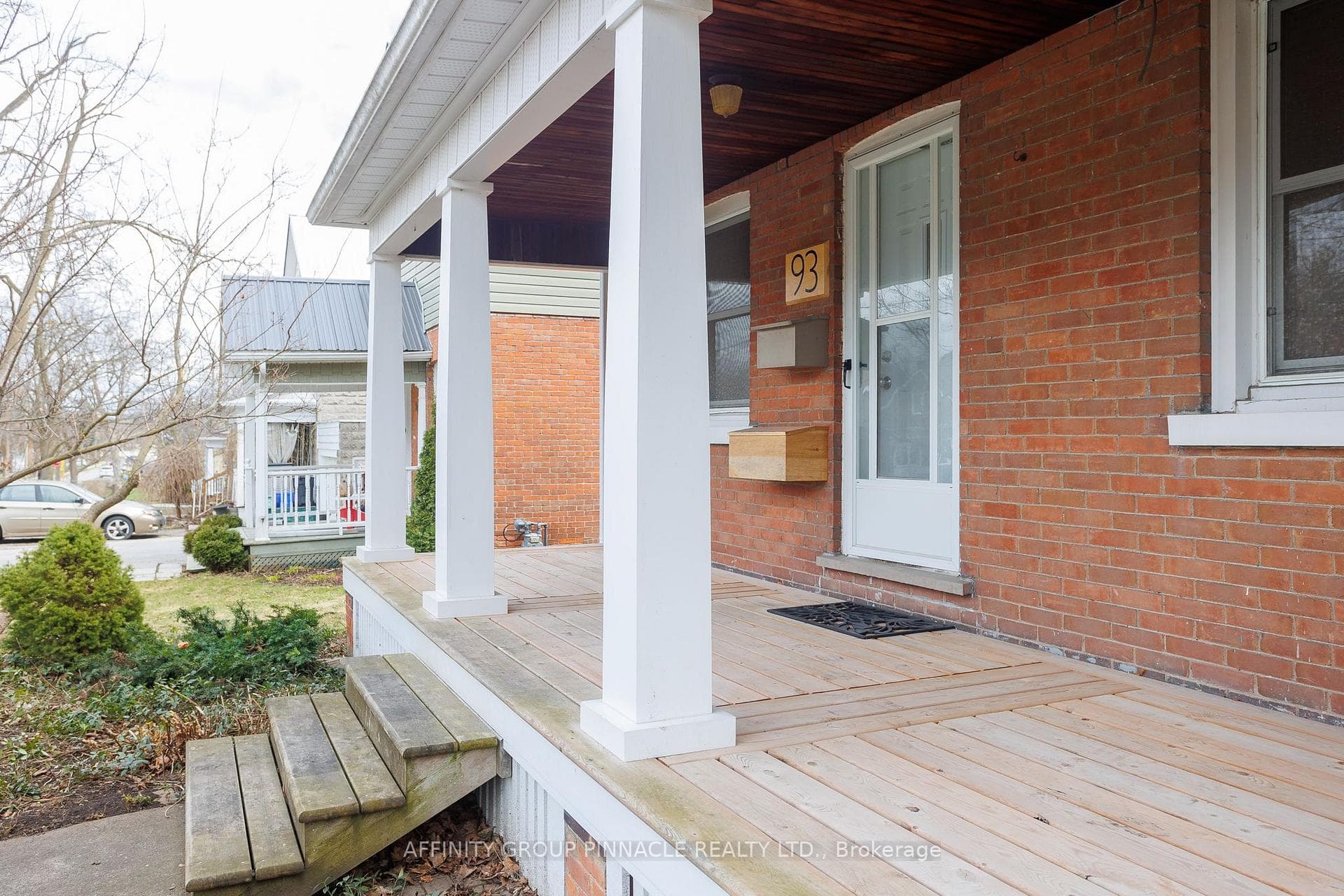 93 Glenelg Street photo 3