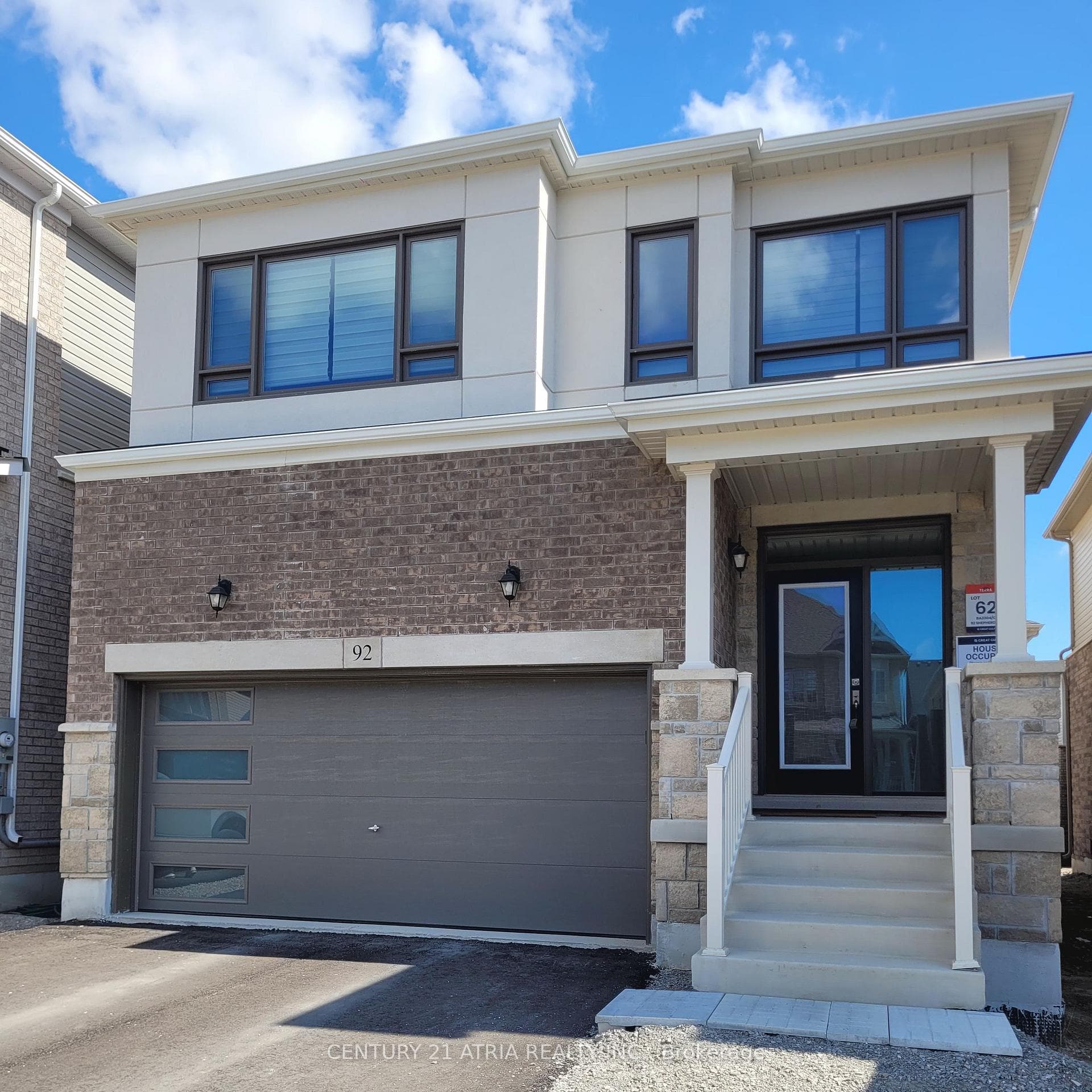 92 Shepherd Drive photo 2
