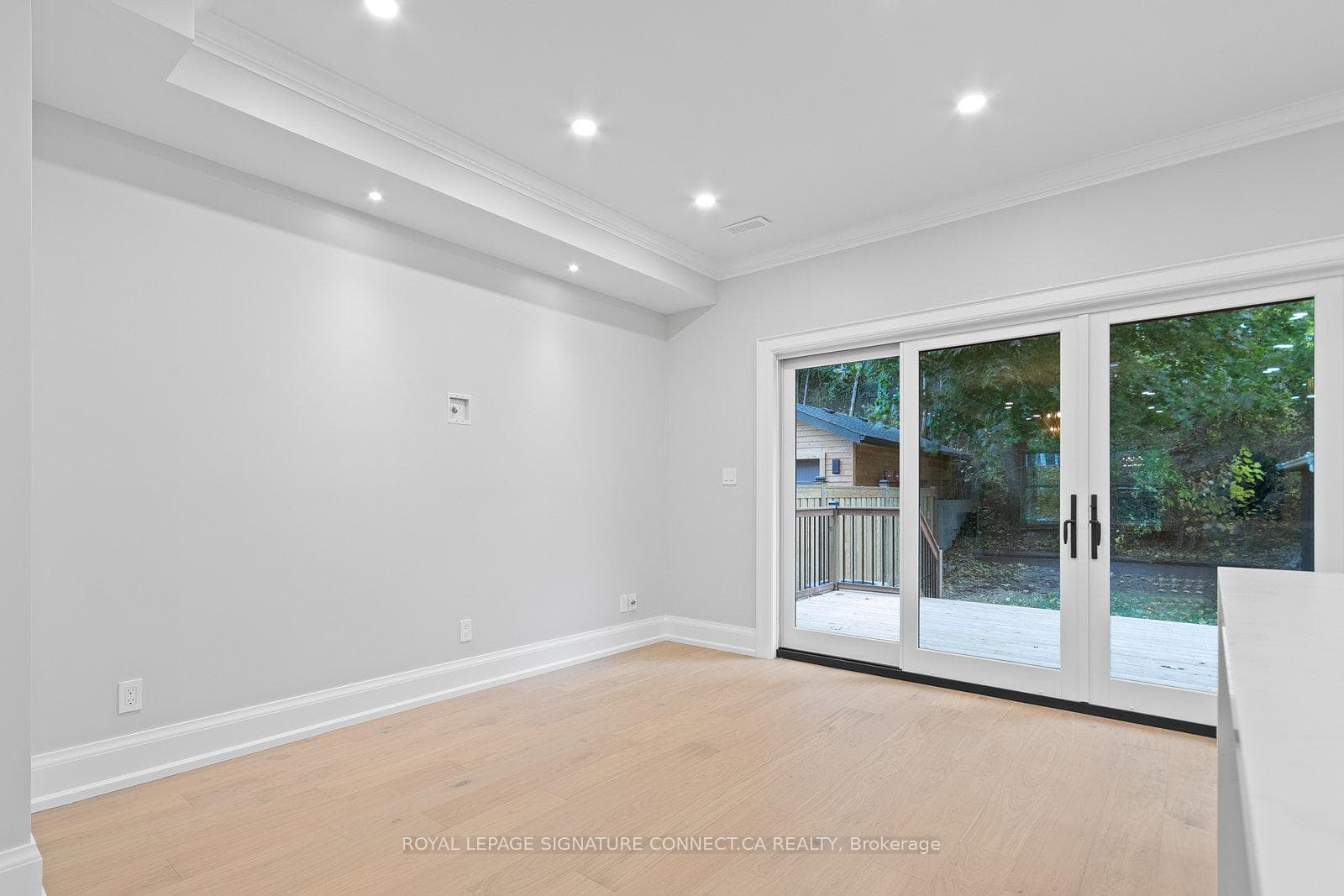 93 Highfield Road Unit Main photo 6