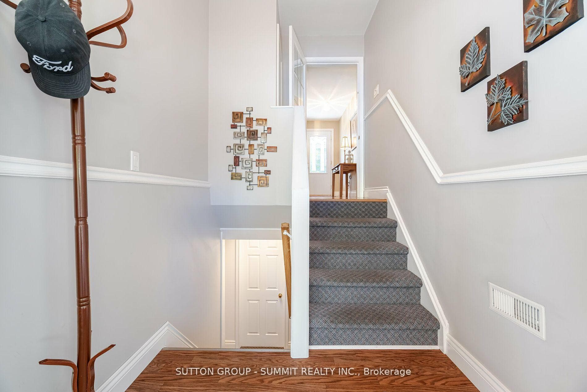 9 PIONEER Drive photo 22